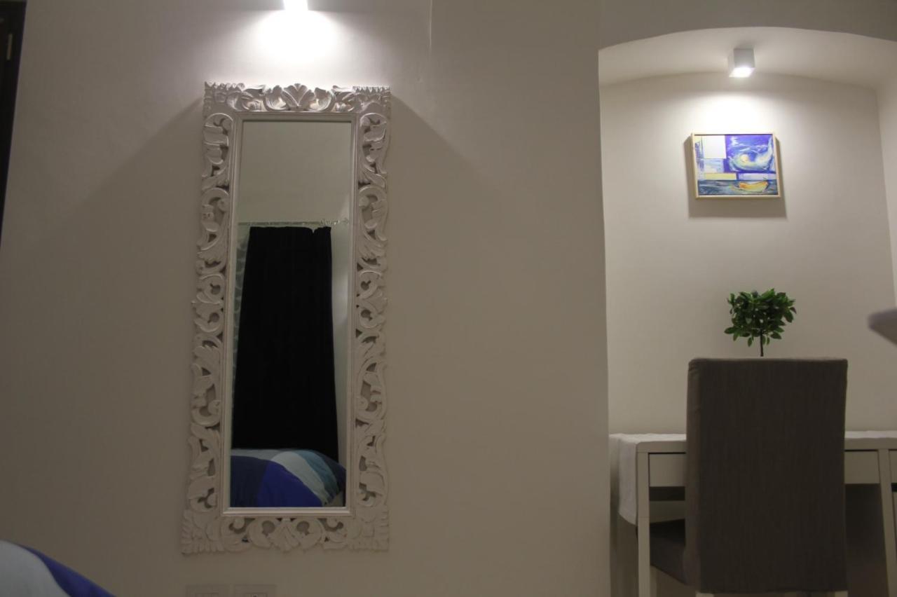 Arco di Levante Bari Esterno foto